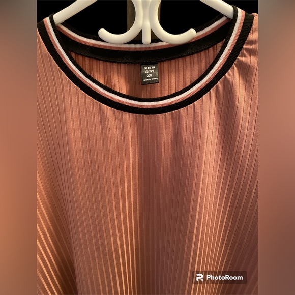 Shein Curve - Picture 2 of 4